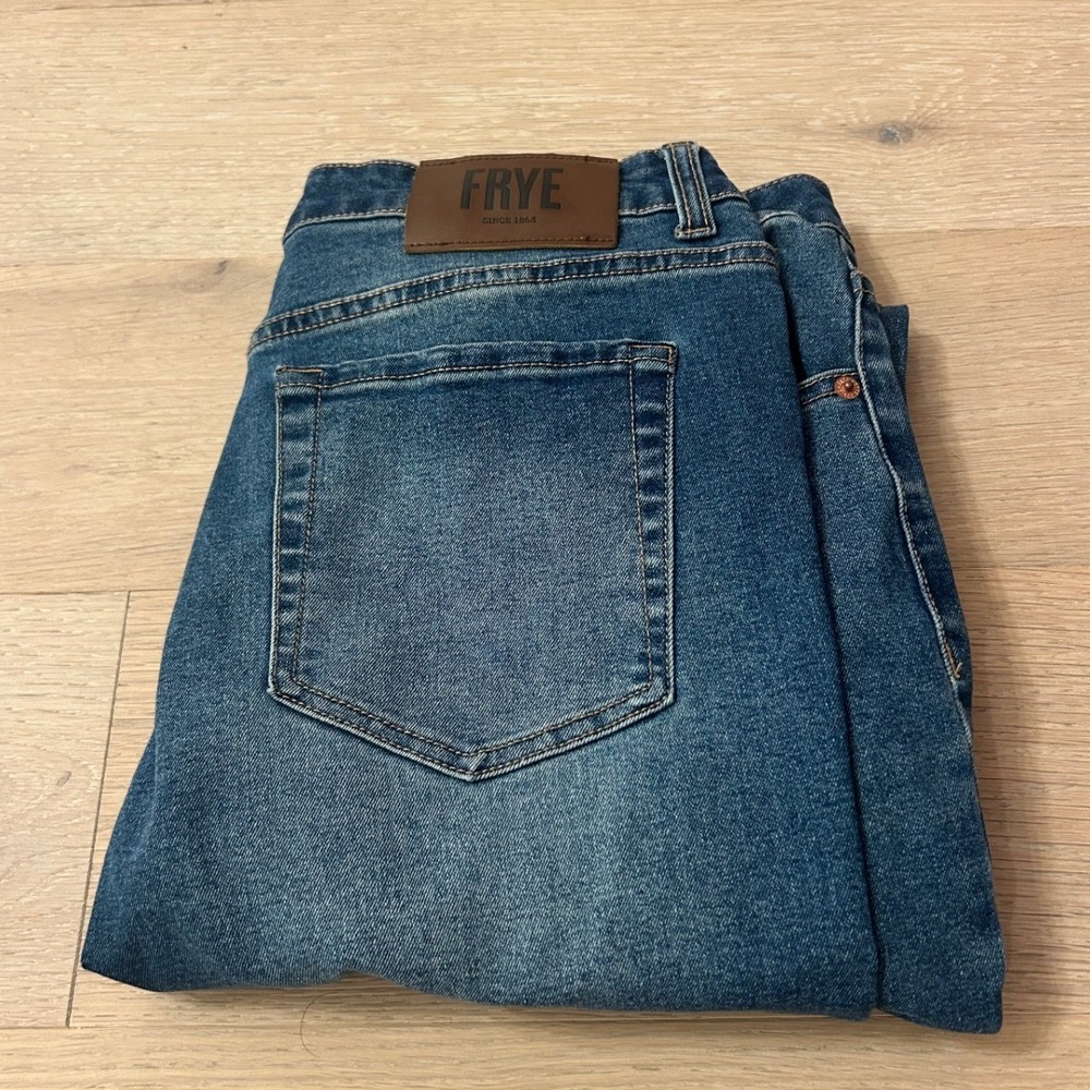 Frye Mens Medium Wash Straight Leg Denim Jeans Blue Size 8/29 1859395